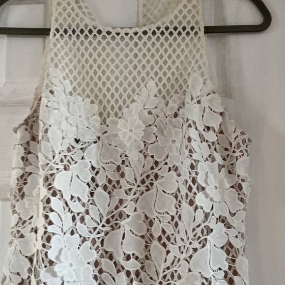 Vera Wang gorgeous dress perfect for bridal or summer 🔥Firm Price - Picture 3 of 6